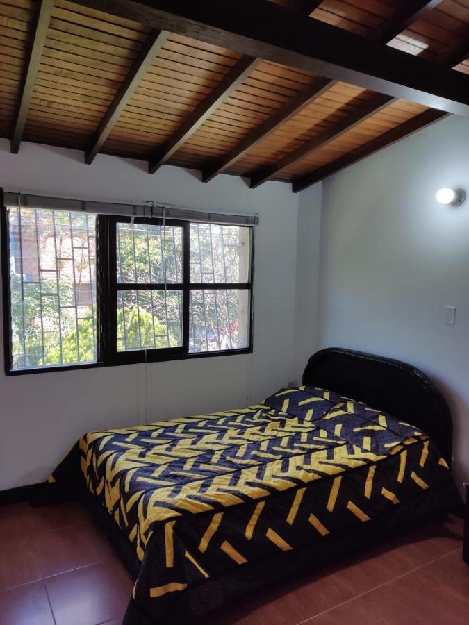 Casa Familiar Homestay Medellin